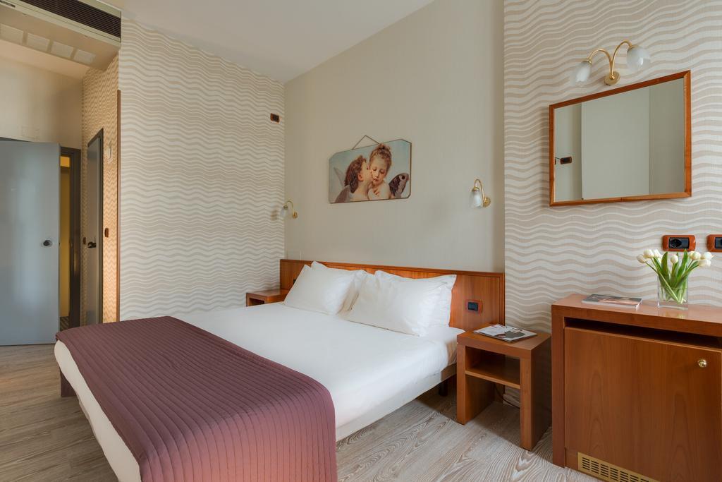 Hotel Roxy Milánó Kültér fotó