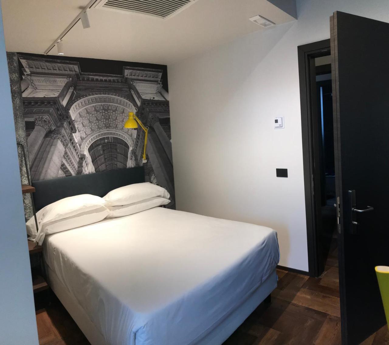 Hotel Roxy Milánó Kültér fotó